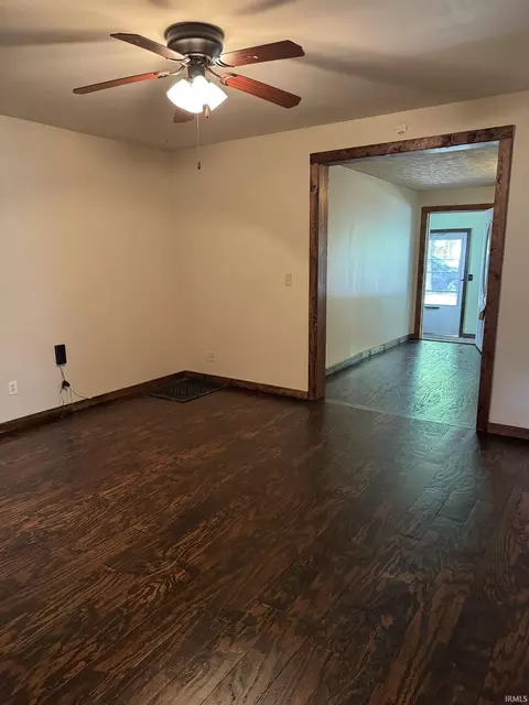 Living - 351 E Main St, Wabash, IN 46992 photo 2 of 3