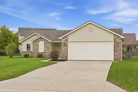 2607 Sassafras Cv, Fort Wayne, IN 46818