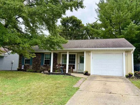 2207 Vancouver Dr, Lafayette, IN 47905