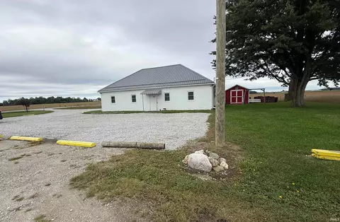 3997 S Warren Rd, Huntington, IN 46750