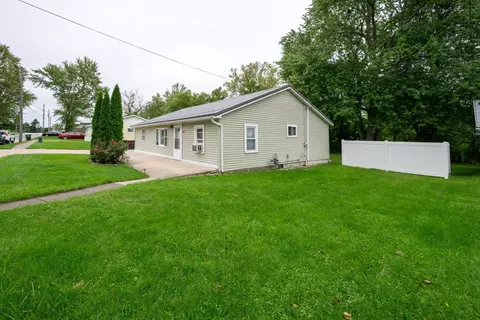 1104 Town St, Kendallville, IN 46755