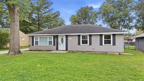 3924 Indian Hills Dr, Fort Wayne, IN 46809