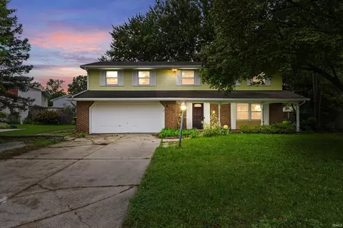 4105 Oakhurst Dr, Fort Wayne, IN 46815