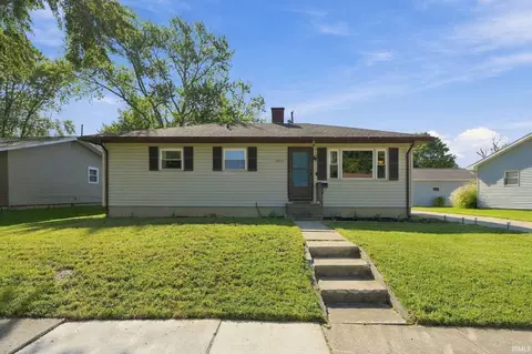 5414 N Stony Run Ln, Fort Wayne, IN 46825