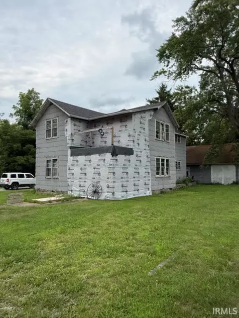 809 Beech St, North Judson, IN 46366