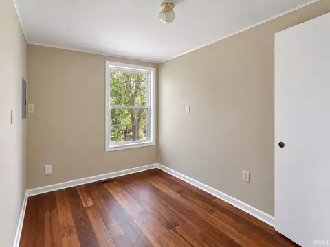 219 S Jefferson St, Bloomington, IN 47401 photo 6