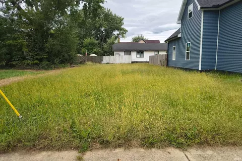 419 Huey St, South Bend, IN 46628