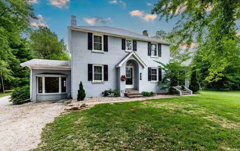 12641 Browning Rd, Evansville, IN 47725