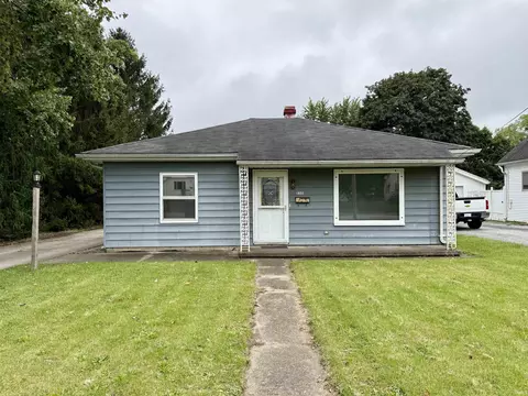 Exterior - 135 E Harrison Ave, Wabash, IN 46992 photo 1 of 2