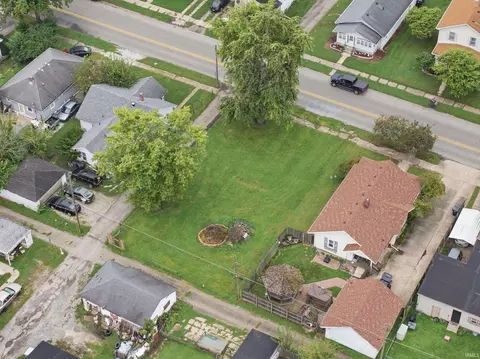 2728 Brown St, Anderson, IN 46016