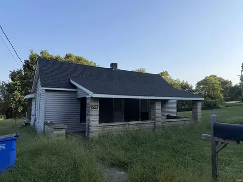 726 Heltonville Rd, Bedford, IN 47421