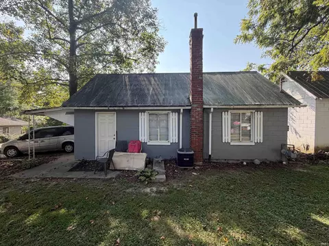 805 27th St, Bedford, IN 47421