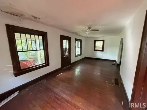 Living - 1919 14th St, Bedford, IN 47421 photo 3 of 3