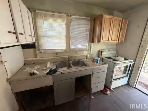 Kitchen - 1919 14th St, Bedford, IN 47421 photo 2 of 2