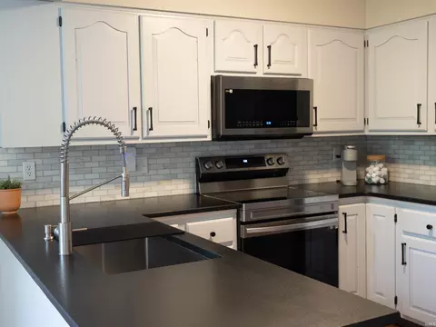 Kitchen - 2202 E Cape Cod Dr, Bloomington, IN 47401 photo 2 of 4