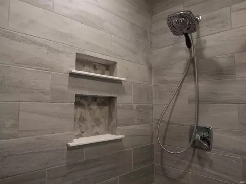 Bath - 2202 E Cape Cod Dr, Bloomington, IN 47401 photo 3 of 5