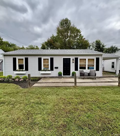1909 Arlington Rd, Lafayette, IN 47904