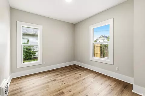Bedroom - 1114 E Bowman St, South Bend, IN 46613 photo 1 of 4