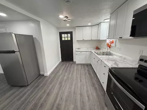 Kitchen - 265 Peneton St, Waterloo, IN 46793 photo 4 of 6
