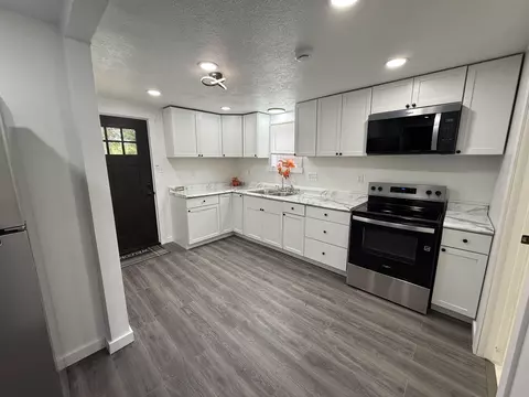 Kitchen - 265 Peneton St, Waterloo, IN 46793 photo 1 of 6