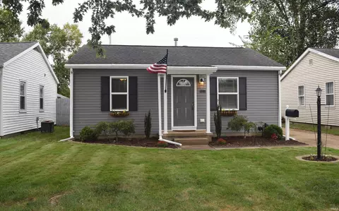 933 Tulip Ave, Evansville, IN 47711