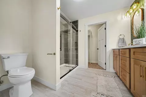 Bath - 52105 Arrowhead Cir, Granger, IN 46530 photo 3 of 5