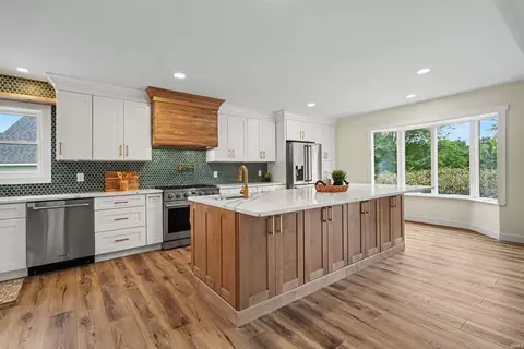 Kitchen - 52105 Arrowhead Cir, Granger, IN 46530 photo 1 of 2