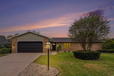 Exterior - 52105 Arrowhead Cir, Granger, IN 46530 photo 9 of 9