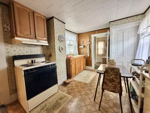 948 S Section St, Dugger, IN 47848 photo 7