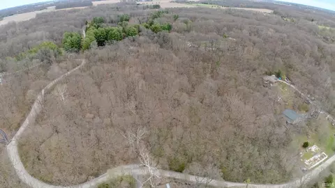 106 Timbercrest Rd, West Lafayette, IN 47906