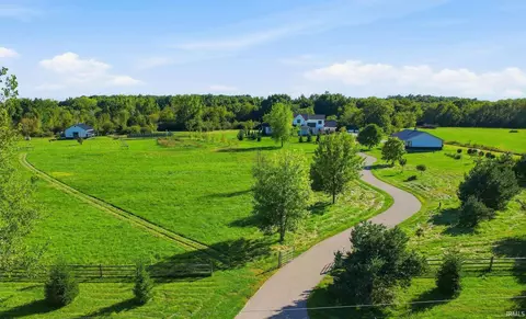 11205 W North County Line Rd, Churubusco, IN 46723