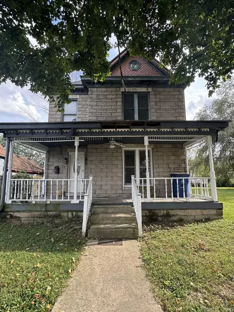 Exterior - 512 W Frank Street St, Mitchell, IN 47446 photo 6 of 6