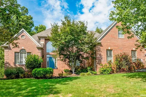8633 Copper Creek Dr, Newburgh, IN 47630