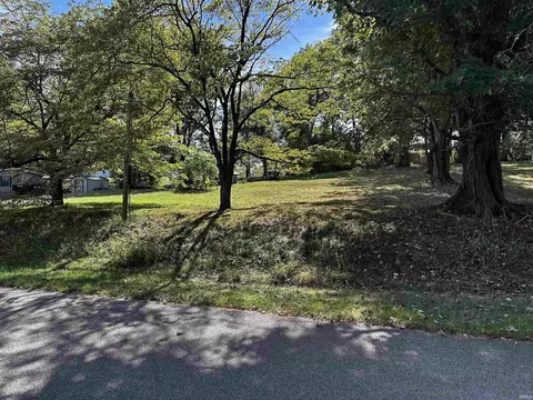 237 E Chestnut St, Chrisney, IN 47611
