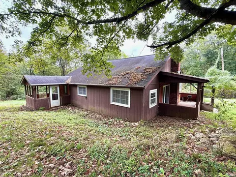 Exterior - 2959 Lawrenceport Rd, Mitchell, IN 47446 photo 2 of 14