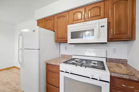 Kitchen - 606 E Main St, Fowler, IN 47944 photo 3 of 3