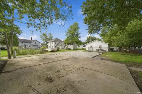 Exterior - 307 E Covell St, Garrett, IN 46738 photo 5 of 6
