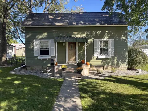 467 E Franklin St, Berne, IN 46711