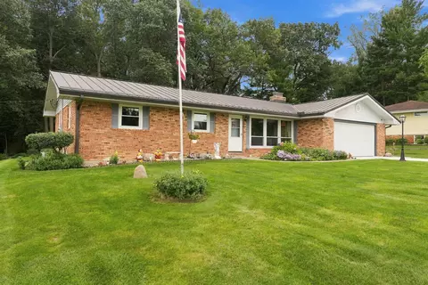 58908 Wray Dr, Elkhart, IN 46517