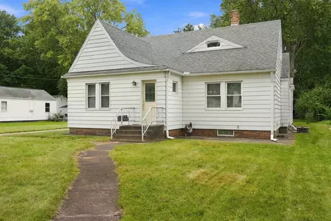 1756 E Beardsley Ave, Elkhart, IN 46514