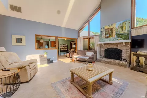 Living - 660 Lems Way, Wabash, IN 46992 photo 3 of 4