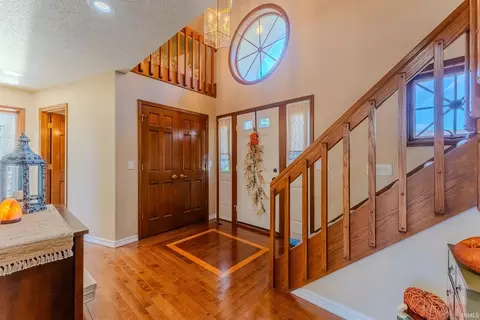 Entry Way - 660 Lems Way, Wabash, IN 46992 photo 1 of 4