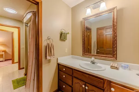 Bath - 660 Lems Way, Wabash, IN 46992 photo 6 of 6