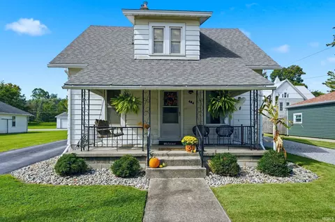 464 S High St, Roanoke, IN 46783