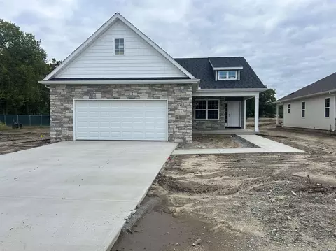 840 Apache Dr #2, Rochester, IN 46975