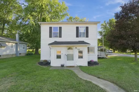 302 E Swihart St, Columbia City, IN 46725