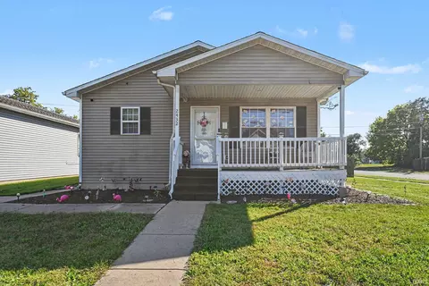 2432 Linden Ave, South Bend, IN 46628