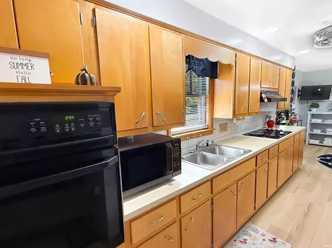 Kitchen - 110 E 32nd St, Jasper, IN 47546 photo 4 of 7
