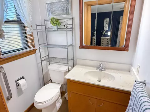 Bath - 110 E 32nd St, Jasper, IN 47546 photo 1 of 5