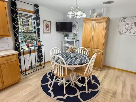 Dining - 110 E 32nd St, Jasper, IN 47546 photo 2 of 2